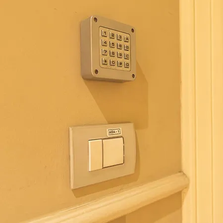 Crocetta Aida One Bedroom 1st Floor - Mirable Pm アパート *