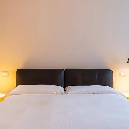 Crocetta Aida One Bedroom 1st Floor - Mirable Pm アパート ミラノ