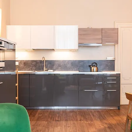 アパート Crocetta Aida One Bedroom 1st Floor - Mirable Pm *