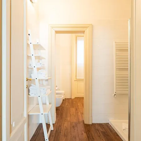 アパート Crocetta Aida One Bedroom 1st Floor - Mirable Pm ミラノ