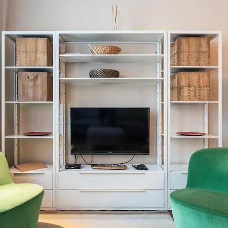 Апартаменты Crocetta Aida One Bedroom 1st Floor - Mirable Pm